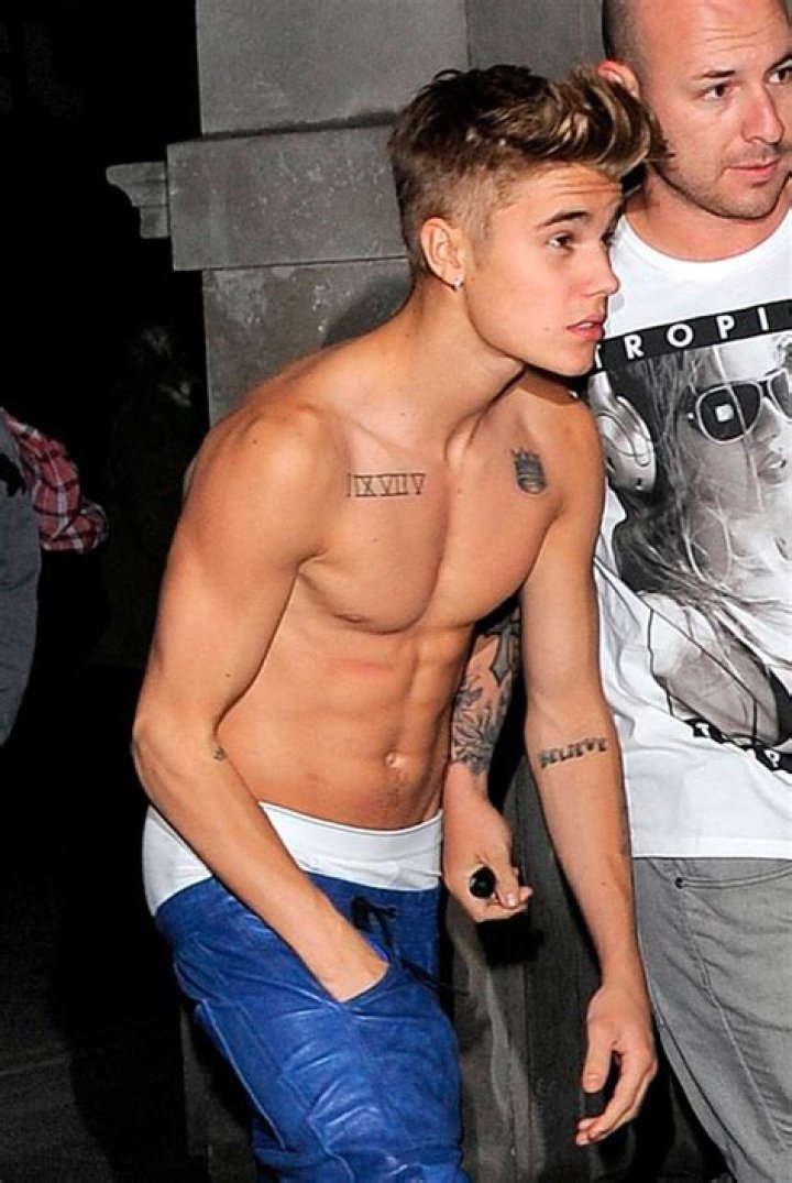Justin Bieber Shirtless In New York City — All A Publicity Stunt? ‘Master Plan’ – Hollywood Life