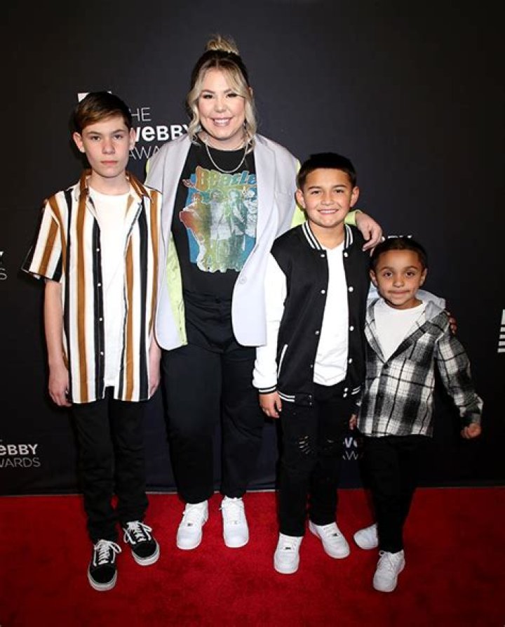 Kailyn Lowry Reveals She’s Done Have Kids After Giving Birth to Twins: ‘They Cut My Tubes Out’