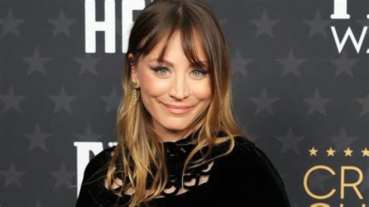 Kaley Cuoco Attends 1st Red Carpet After Baby With Tom Pelphrey – Hollywood Life