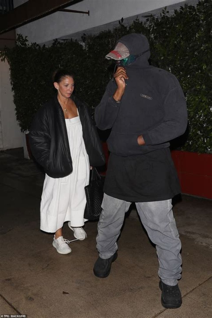 Kanye West Seen Out With Mystery Woman For 1st Time In Weeks – Hollywood Life