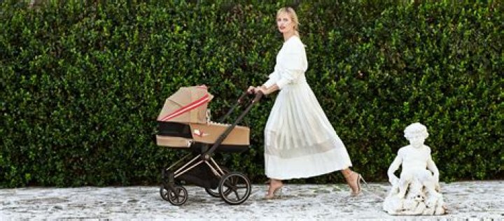 Supermodel & Mom Of 2 Karolina Kurkova On How Not To Lose Yourself After Having A Baby