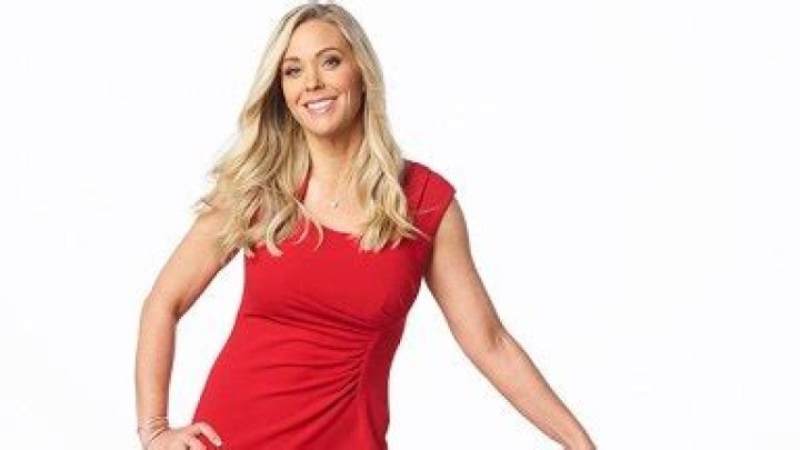 Kate Gosselin Cries As Daughters Cara & Mady Head To College: Watch – Hollywood Life