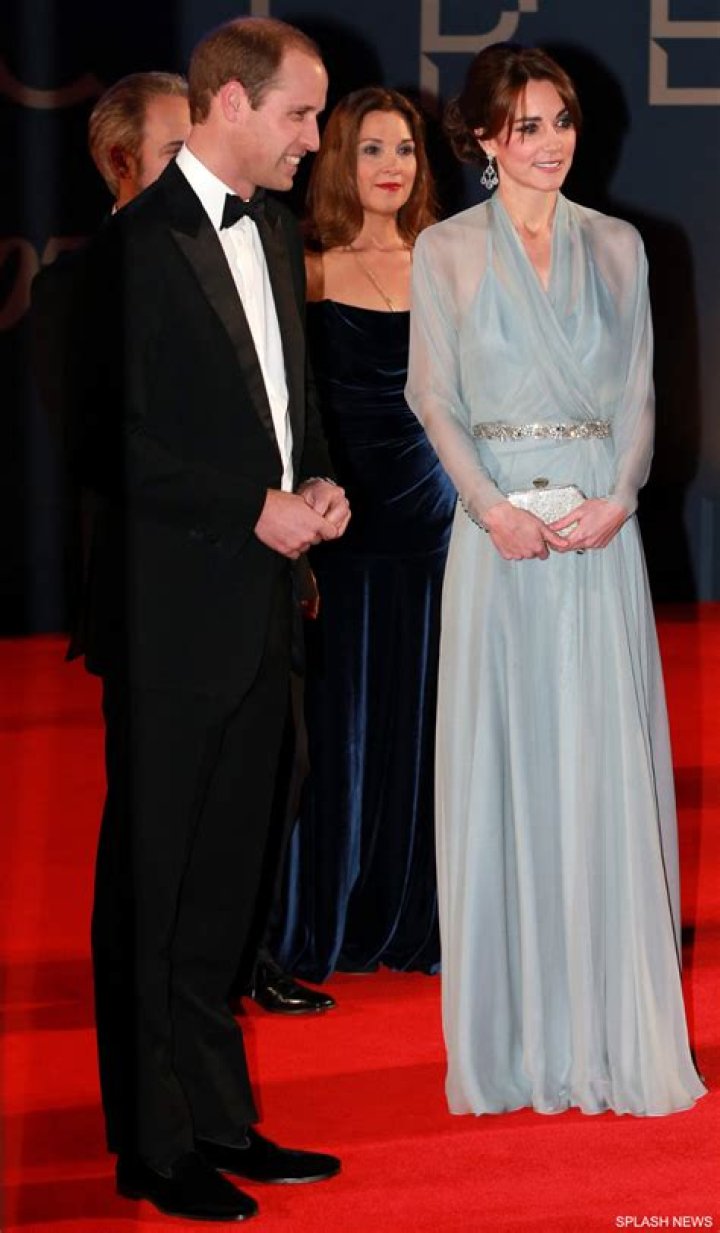 Daring Kate Middleton Goes Braless At ‘Spectre’ Premiere — See Pic