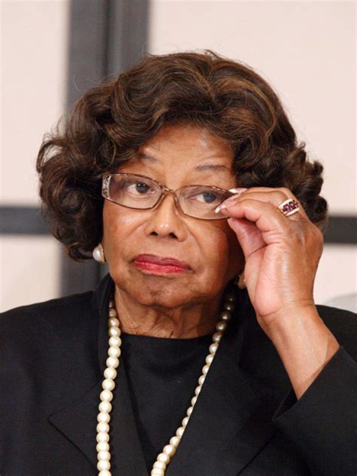 Katherine Jackson Accuses Nephew Of Kidnapping & Stealing Money From Her