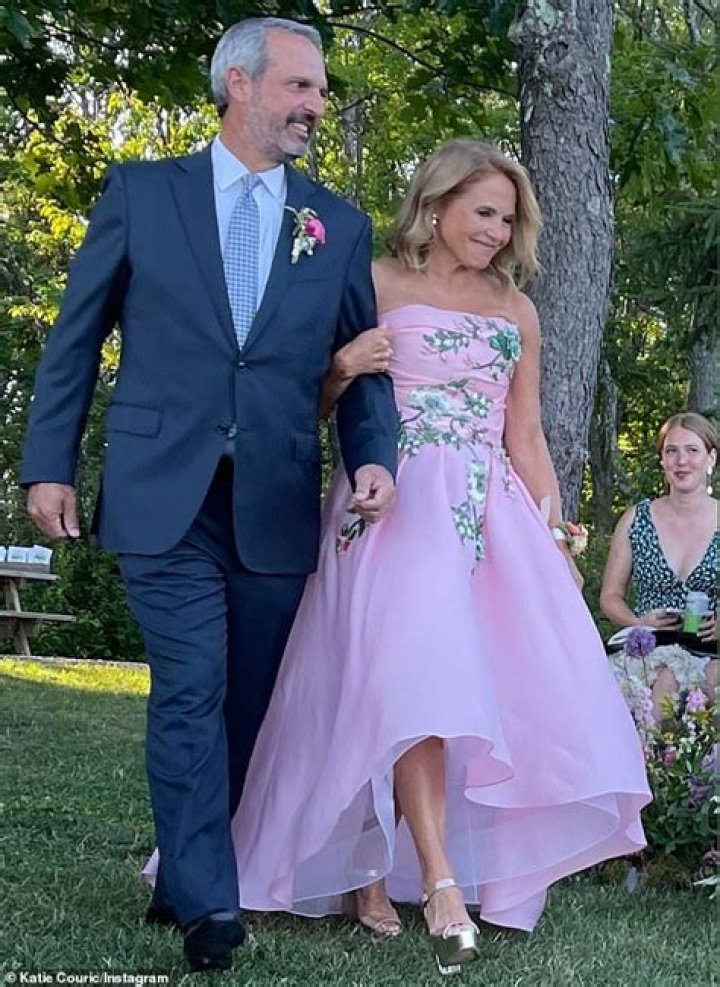 Katie Couric’s Strapless Pink Dress At Daughter Ellie Wedding – Photo – Hollywood Life