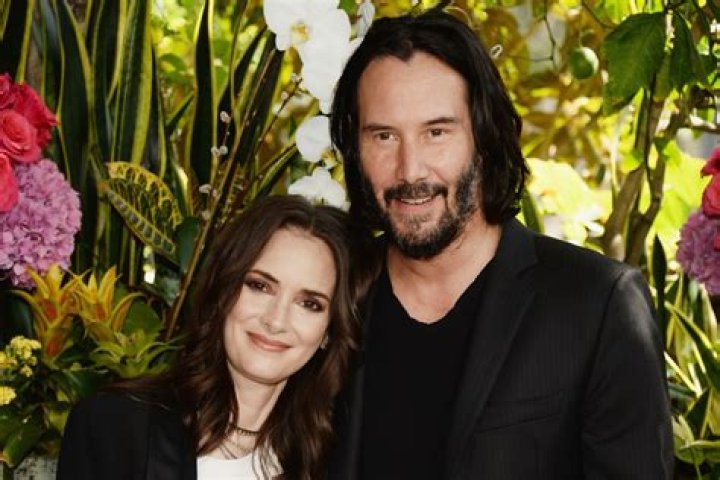 Keanu Reeves & Winona Ryder Relationship Through The Years – Hollywood Life