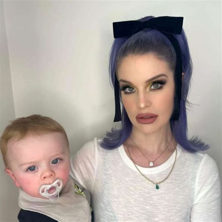 Kelly Osbourne Expecting 1st Child: ‘I Am Over The Moon’