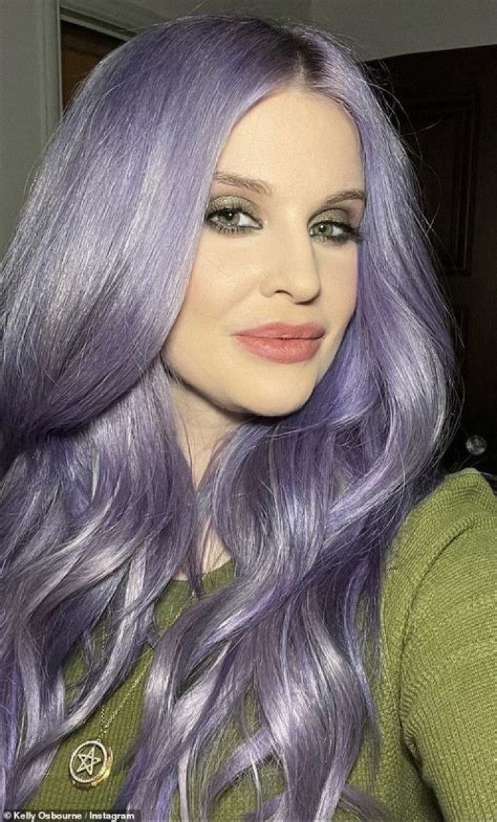 Kelly Osbourne Says Goodbye to Her Purple Hair With Blonde Transformation