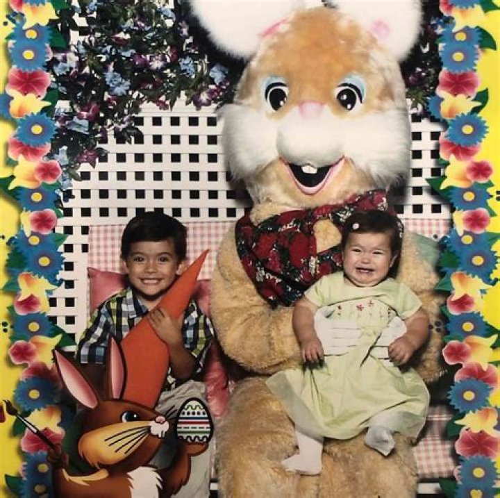 Kelly Ripa Looks Adorable In Her Easter Sunday Best In Childhood Throwback Pic From The ‘70s