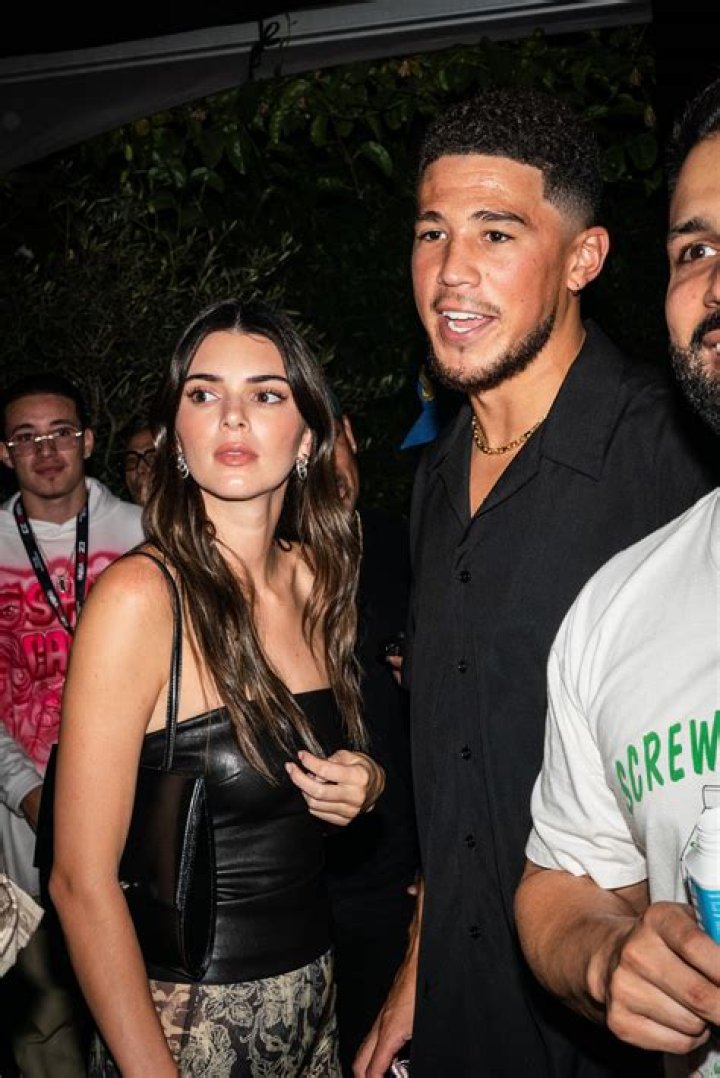 Kendall Jenner Wishes BF & ‘Best Friend’ Devin Booker A Happy 25th Birthday — See Cute Photos