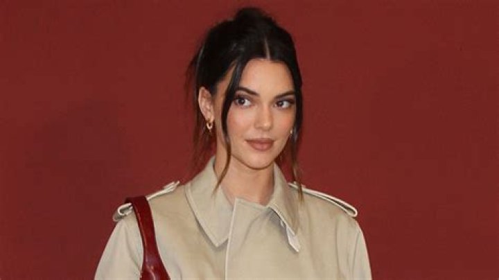 Kendall Jenner Shows Off Her Backside in Revealing New Holiday Campaign: Photo