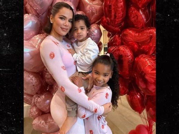 Khloe Kardashian’s Mother’s Day Will Be Bittersweet: Wants More Kids But Can’t Until She Finds Mr. Right
