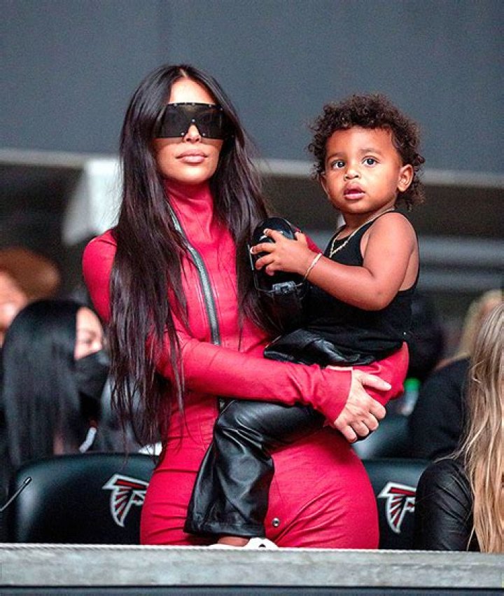Kim Kardashian Flexes Her Bicep In New Photo With All 4 Kids At Psalm’s 3rd Birthday Party