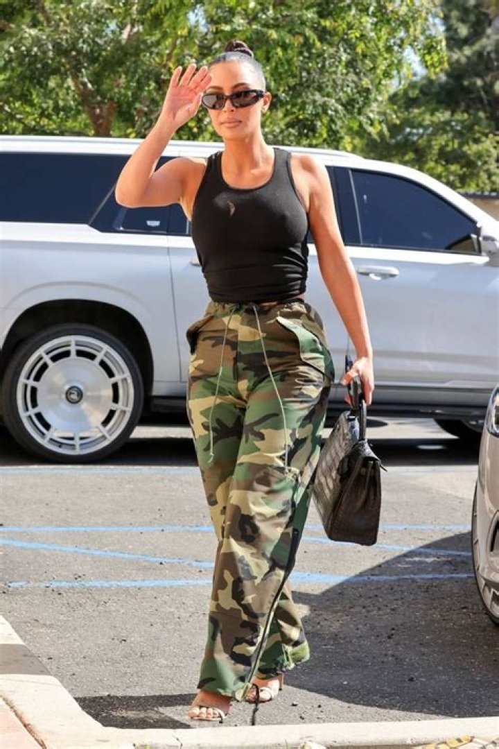 Rocks Minidress & Boots – Hollywood Life