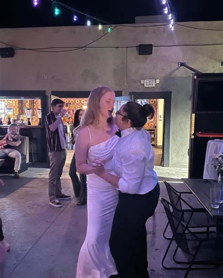 Gwendlyn Brown Denies That Kody Made Out With His Stepdaughter Aurora – Hollywood Life