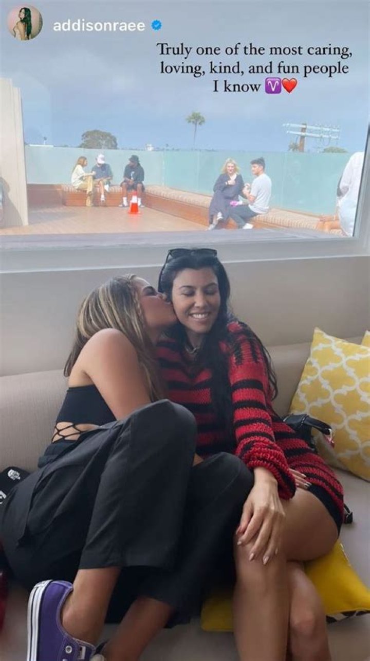 Kourtney Kardashian & Addison Rae’s Matching Bikinis In Palm Springs Pics – Hollywood Life