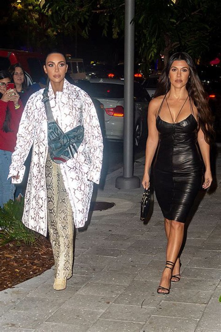 Kourtney Kardashian ‘Stepped Up’ For Kim & Kept North West ‘Distracted’ After Kanye’s Twitter Rants