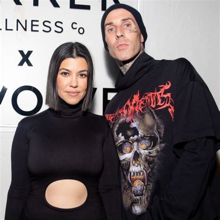 Kourtney Kardashian’s Hoodie Asks ‘What Would You Do If I Died Before You’: Is It A Message To Scott?