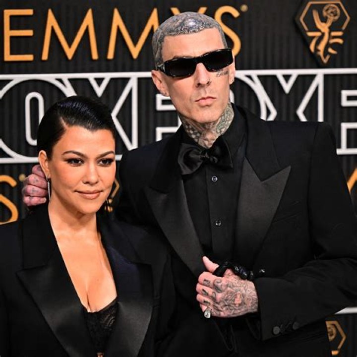 Kourtney Kardashian’s Husband Travis Barker Had Neuralgia After COVID – Hollywood Life