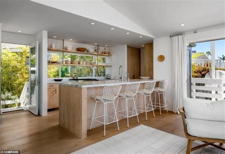 Kourtney Kardashian & Travis Barker Buy First Home Together: Photos – Hollywood Life