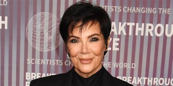 Kris Jenner Breaks Down In Tears Over ‘KUWTK’ Ending: ‘It’s Just Hard’ — Watch