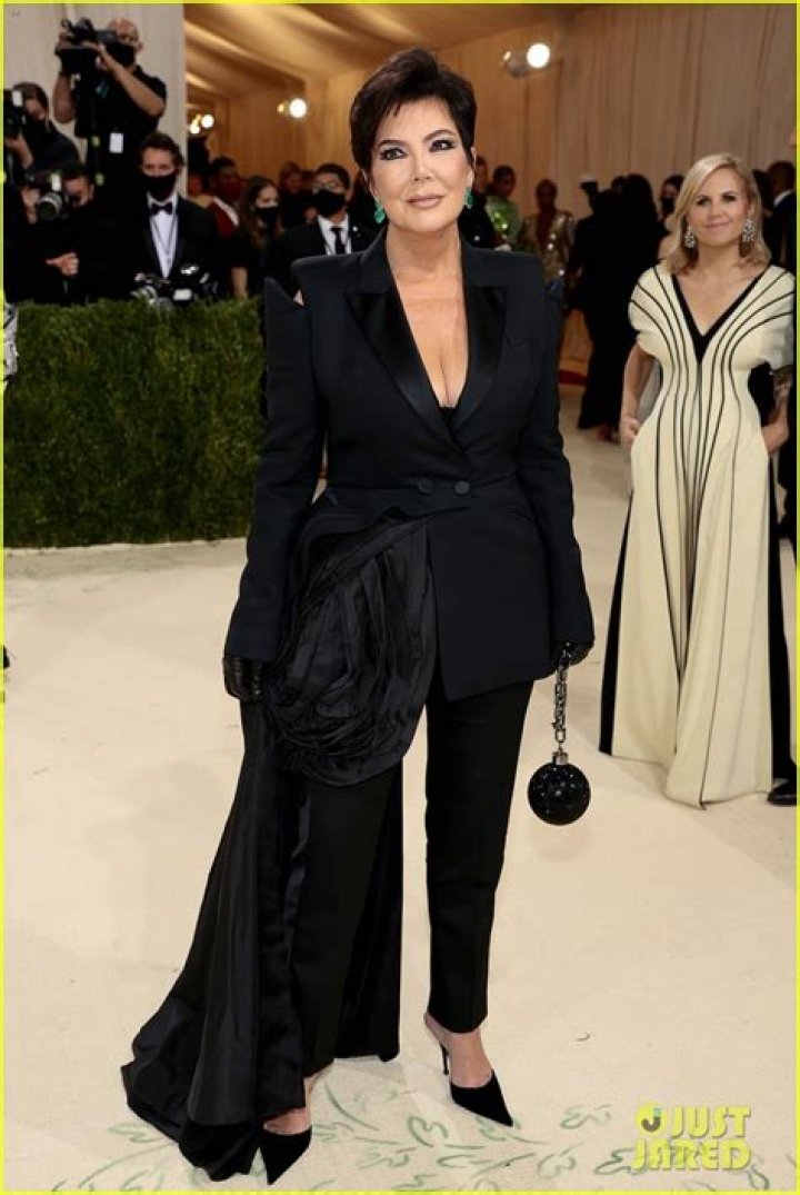 Kris Jenner Gushes Over Kylie’s ‘Great’ Pregnancy At Met Gala: It’s Grandchild ‘No. 11’
