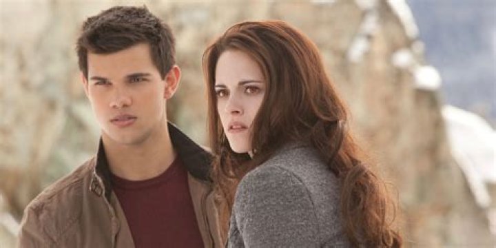 Kristen Stewart Says Cast Was 'Grumbling' & 'Tired' On Last Day Of 'Breaking Dawn' — Why So Negative?