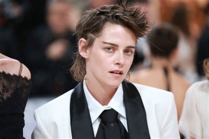 Kristen Stewart Slams Critics Who Talk Crap About ‘Twilight’