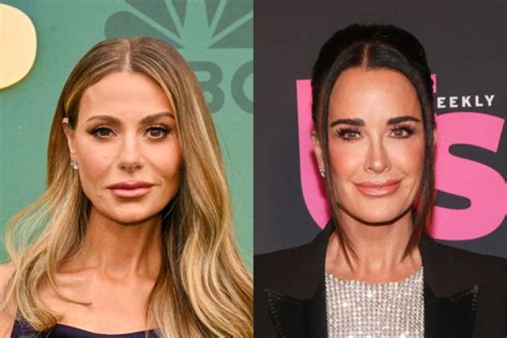 Kyle Richards Shades Dorit Kemsley On Twitter Amid ‘RHOBH’ Drama – Hollywood Life