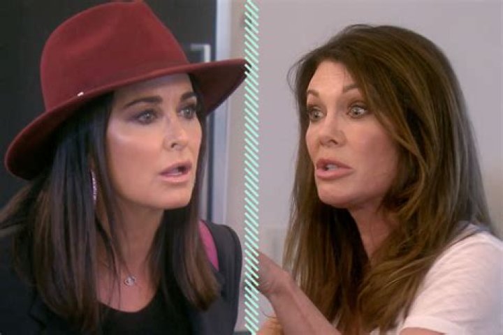 Kyle Richards Insists Lisa Vanderpump Feud Is ‘Not About The Dog’: It Was ‘Years Of Setting Things Up’