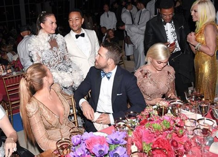 Kylie Jenner Has Awkward Moment With Blake Lively & Ryan Reynolds At Met Gala — Pics
