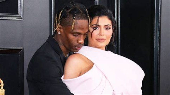 Kylie Jenner & Travis Scott File To Change Son’s Name To Aire Webster – Hollywood Life