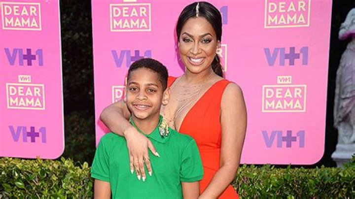 La La Anthony, 38, Shows Off Her Abs In Pastel Outfit & Dances With Son, 13, On Easter — Watch