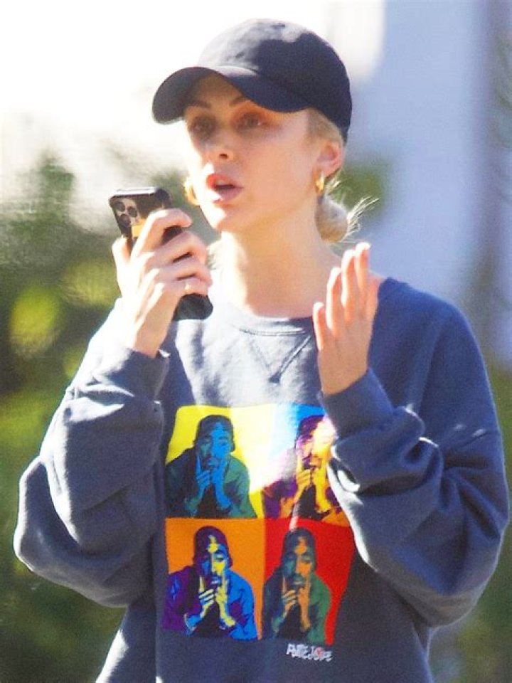 Lala Kent Has No Engagement Ring Amid Randall Split Rumors – Hollywood Life