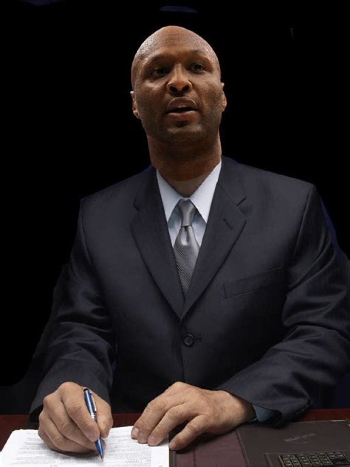 Lamar Odom Ready To Sign Divorce Papers If Khloe Kardashian Asks