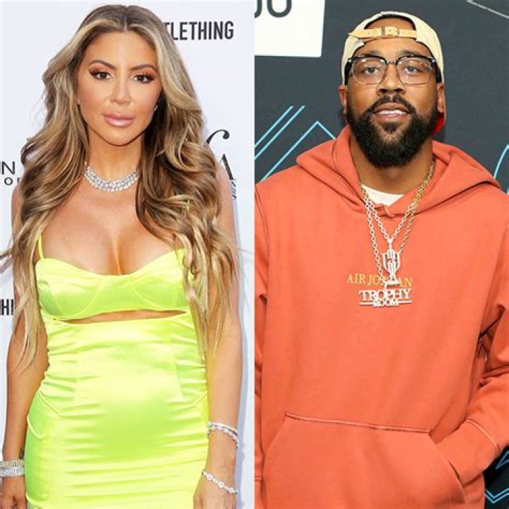 Larsa Pippen, 48, & Michael Jordan’s Son, 31, Cozy Up At Concert Amidst Low-Key Romance