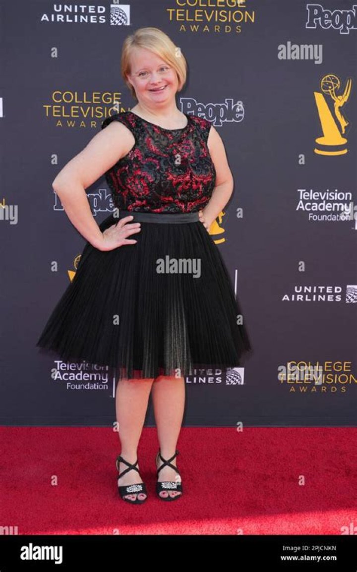 Lauren Potter– PICS