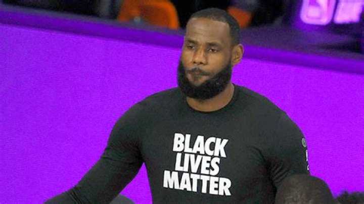 LeBron James Urges That Cops Who Killed Breonna Taylor Be Arrested: ‘There’s Been No Justice’ 