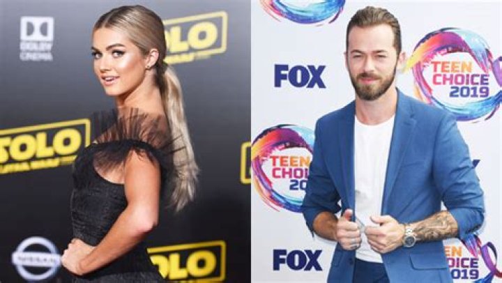 Lindsay Arnold Says She’s Texted Artem Chigvintsev ‘So Much’ Since Matteo’s Birth: He’s ‘A Great Dad’