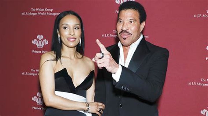 Lionel Richie, 72, Cuddles Up To GF Lisa Parigi, 32, At The Prince’s Trust Gala: Photos