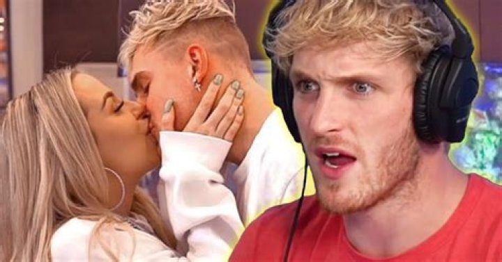 He Sets The Record Straight – Hollywood Life