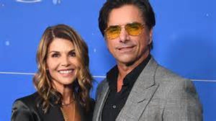 Lori Loughlin & Mossimo Giannulli: Criminal Lawyer Reveals How Many Months They’ll Likely Serve Behind Bars