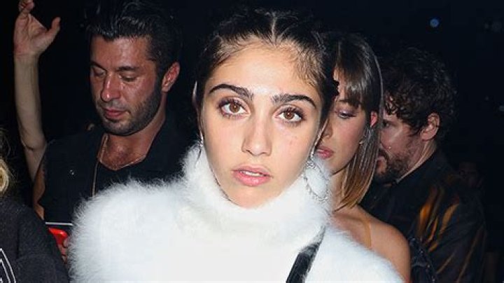 Lourdes Leon, 23,: How She Feels About Mom Madonna, 61, Dating A 25-Year-Old