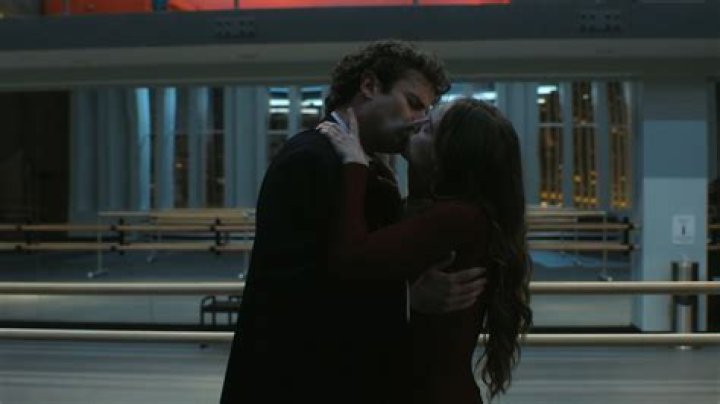 Katie Holmes Shares Sexy Kiss With Luke Kirby On Set