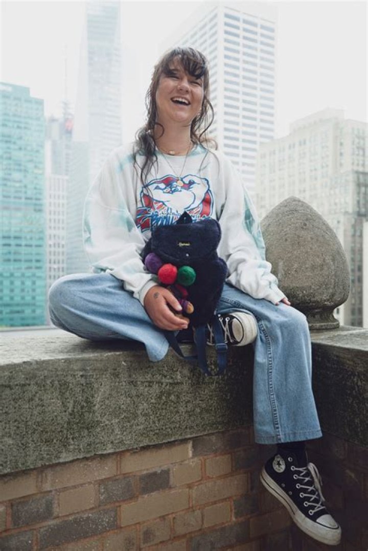 Pics Of the Singer – Hollywood Life