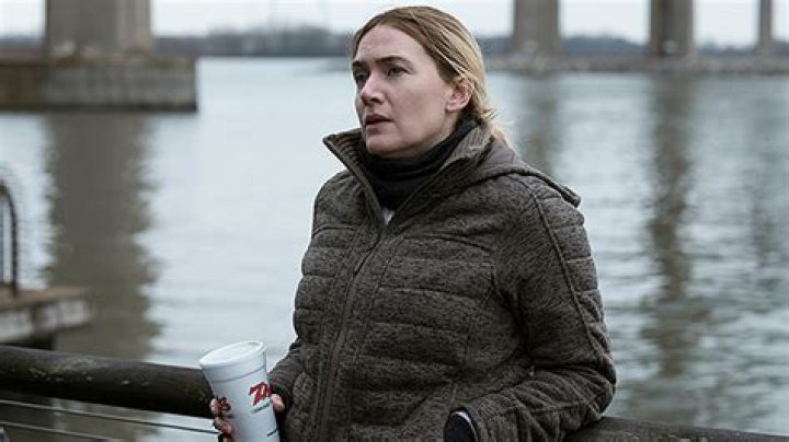 Evan Peters’ Character Zabel Killed In Shootout – Hollywood Life