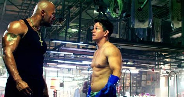 Mark Wahlberg Wants ‘To Go To Denny’s’ To Gain ’30 Lbs.’ For Movie – Hollywood Life