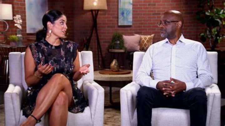 ‘Married At First Sight’s Dr. Viviana Coles Teases New Spinoff – Hollywood Life