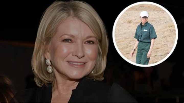 Here’s Why Martha Stewart Went To Jail, & What She’s Said About It – Hollywood Life