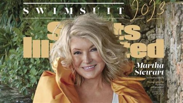 Martha Stewart Reacts To Critics Of Sports Illustrated Swimsuit Cover – Hollywood Life